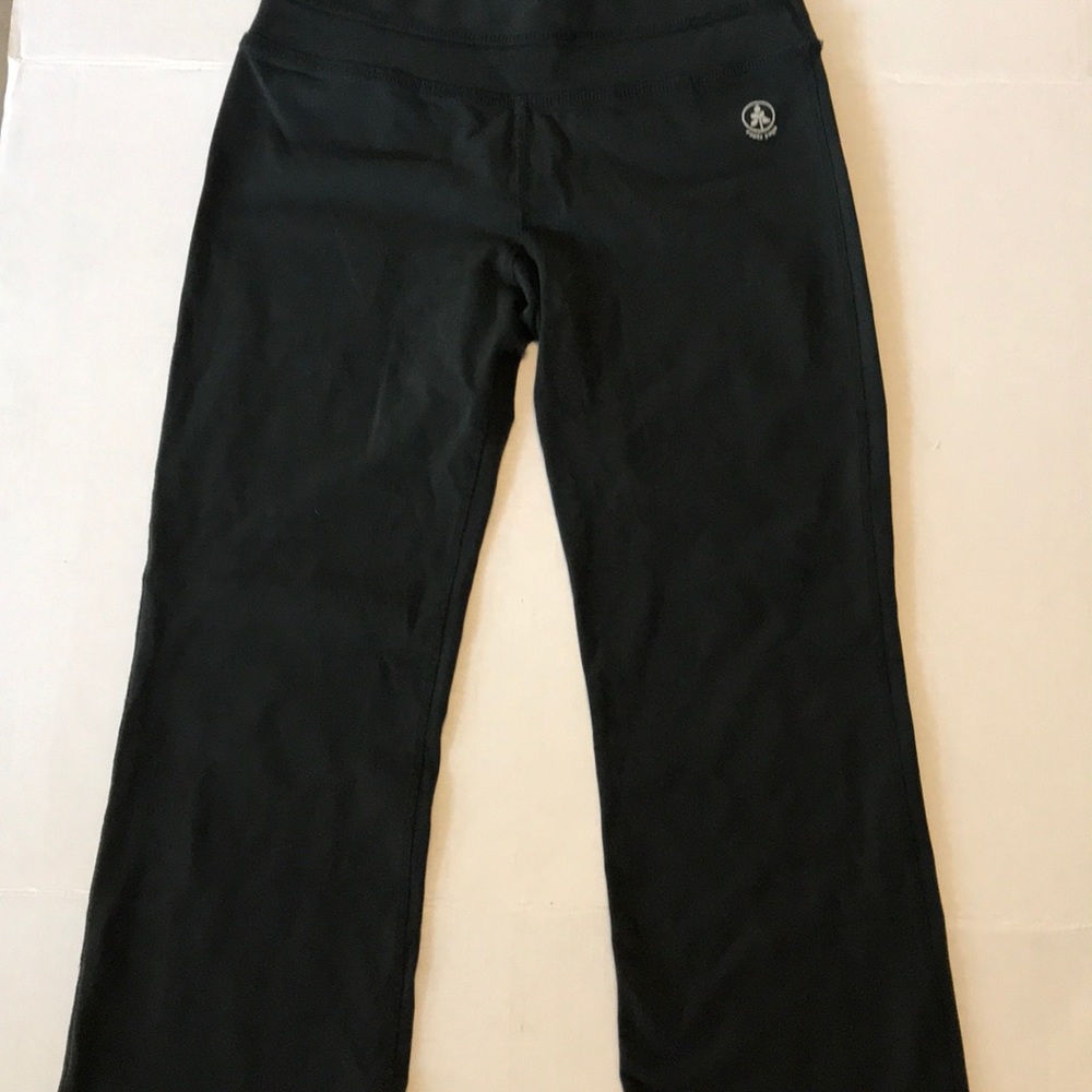 Roots Yoga crop straight leggings green small
